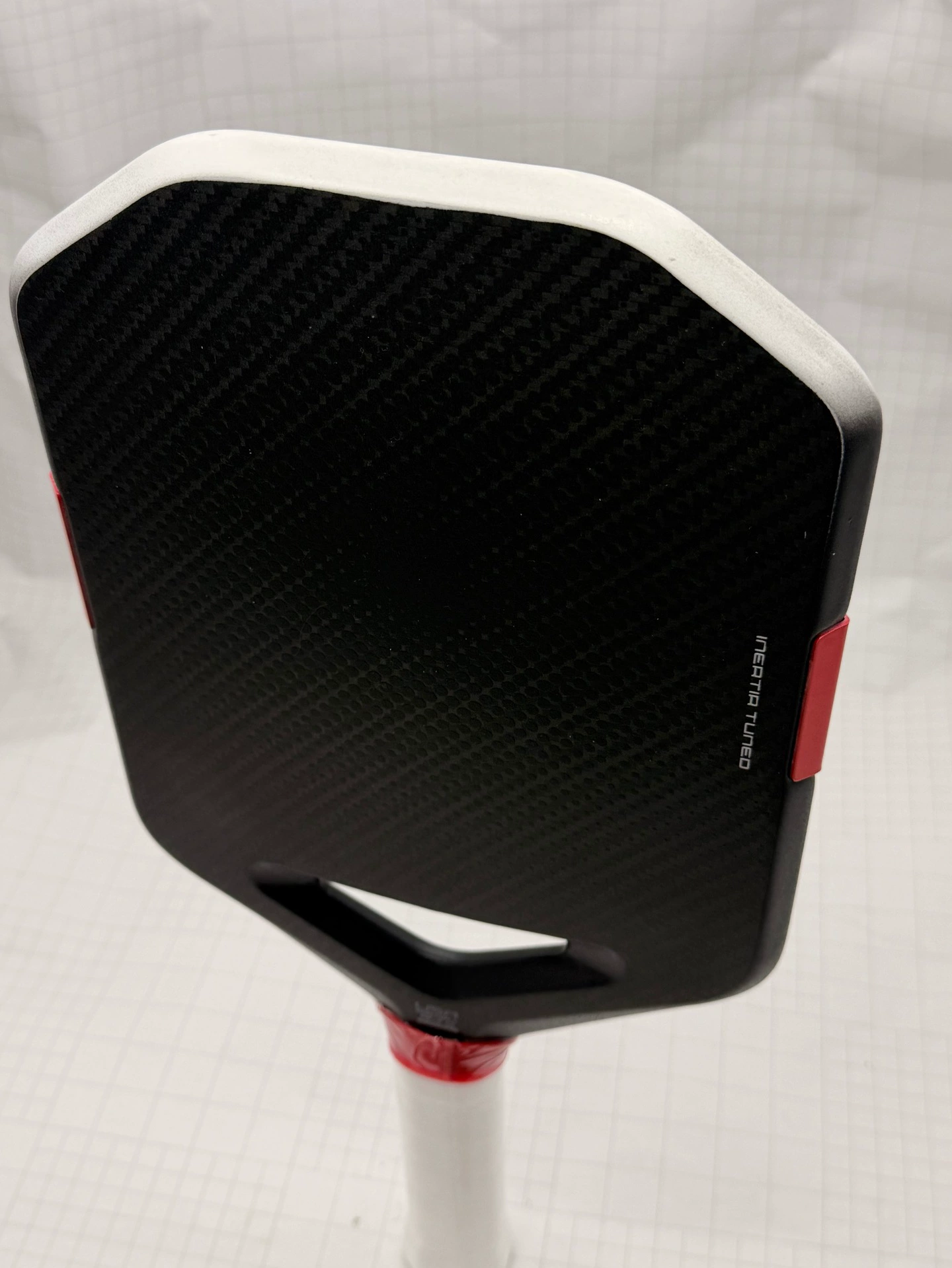 Tesla's same carbon fiber hot-pressed frameless one-piece pickleball racket