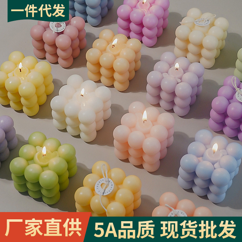 Cubo de Rubik Vela Regalos de mano Ambiente creativo transfronterizo Adornos hechos a mano Regalos de cumpleaños Personalización de velas aromáticas