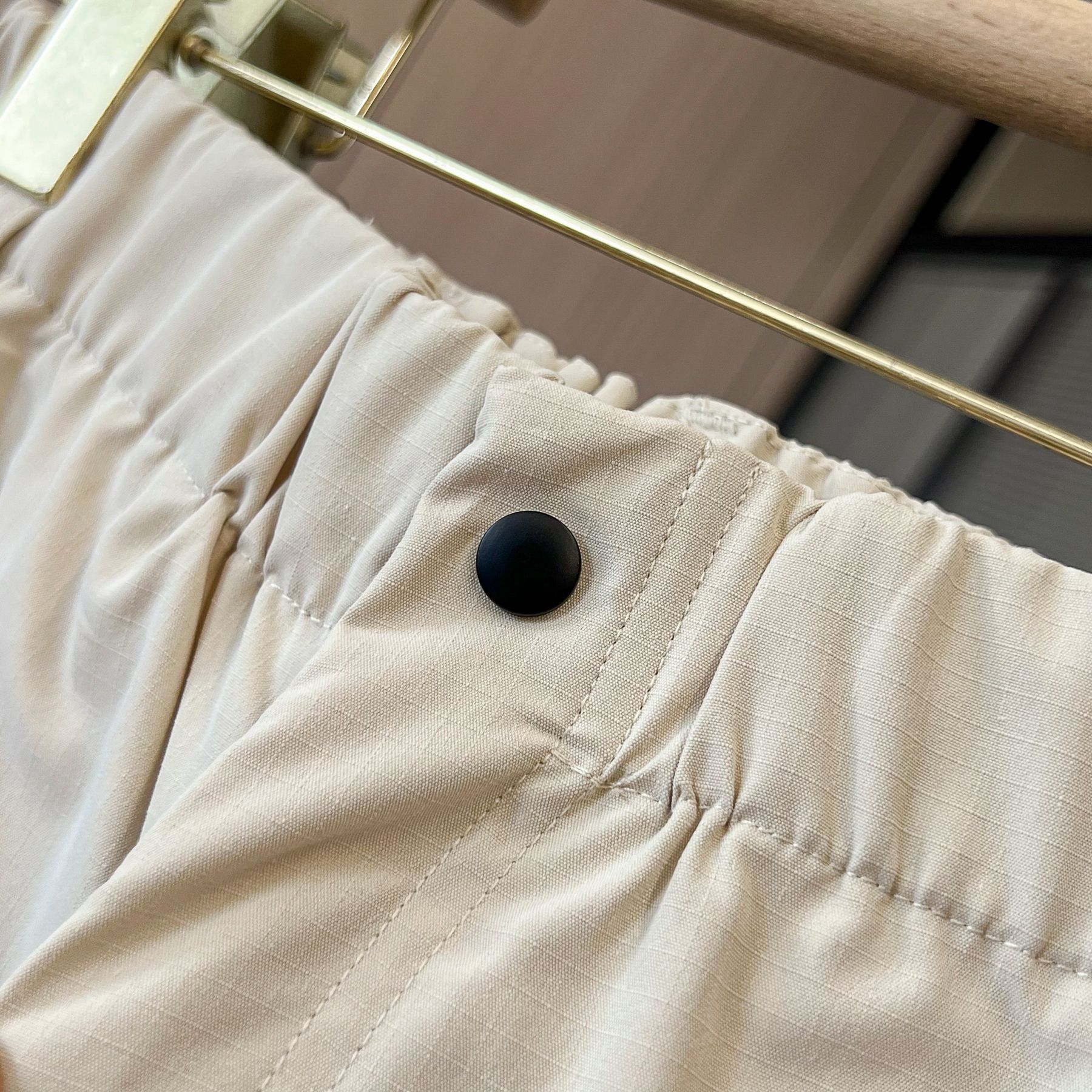 Herrenbekleidung Outdoor lockere Damen kleine gerade Silhouette schnelltrocknende Matrixgitter verschleißfeste atmungsaktive Freizeithose_voghion.com