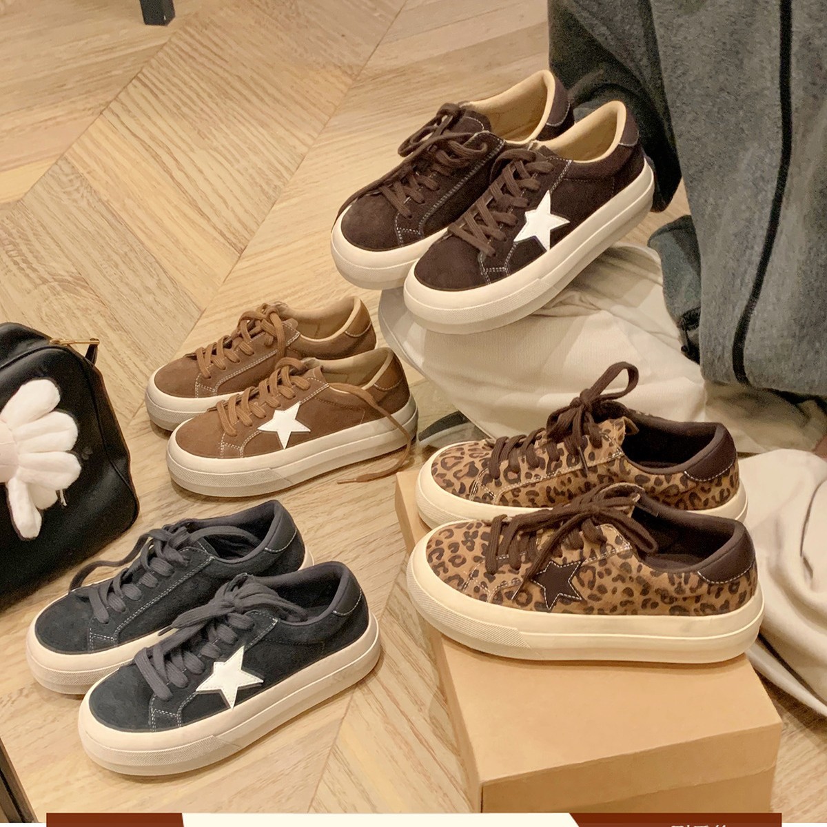 Grape Mom's Same Style Genuine Leather Height-Increasing 5cm Round-Toe Distressed Star Lace-Up Leopard Print Thick-Soled Fleece-Lined Casual Sneakers for Women