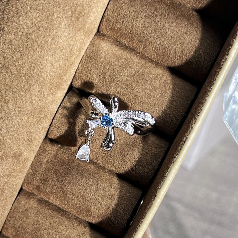 ライトラグジュアリーニッチレトロサファイアジルコンオープンリングレディースコールドスタイルパーソナライズハイエンドシンプルファッション人差し指リング