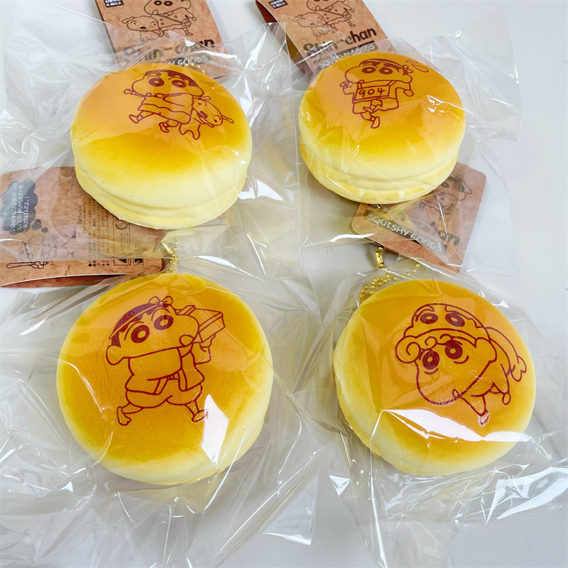 スーパーソフトクレヨンしんちゃんバーガー、ゆっくりと反発するスクイーズ減圧PUシミュレーションパン、大人もおもちゃを遊ぶことができます|undefined