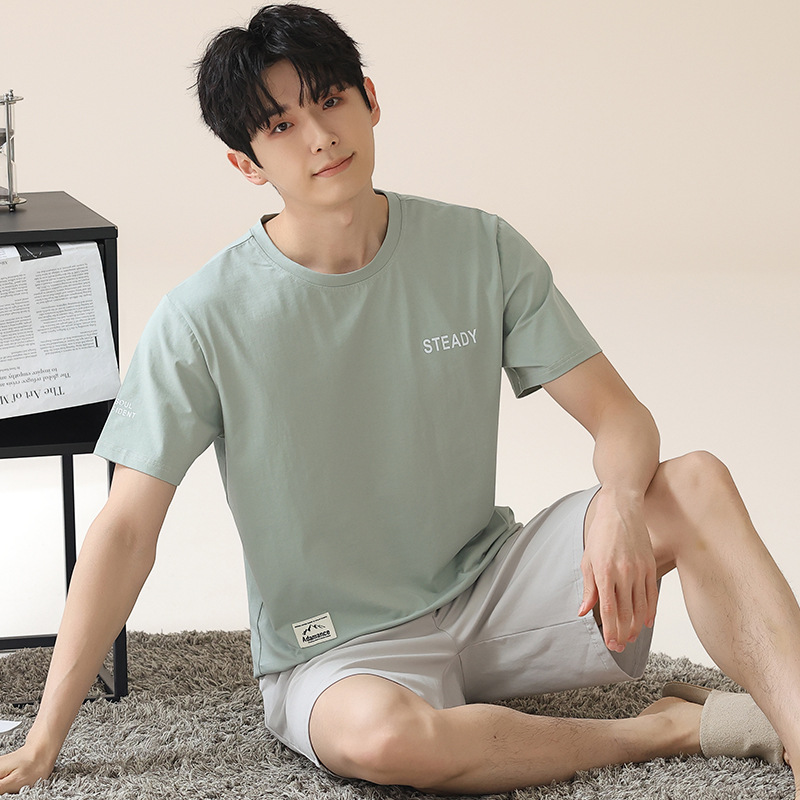 02J13216 남성