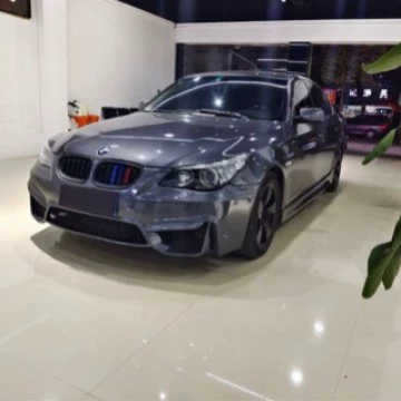 Bmw 5 Series E60 Modified Big Surrounded