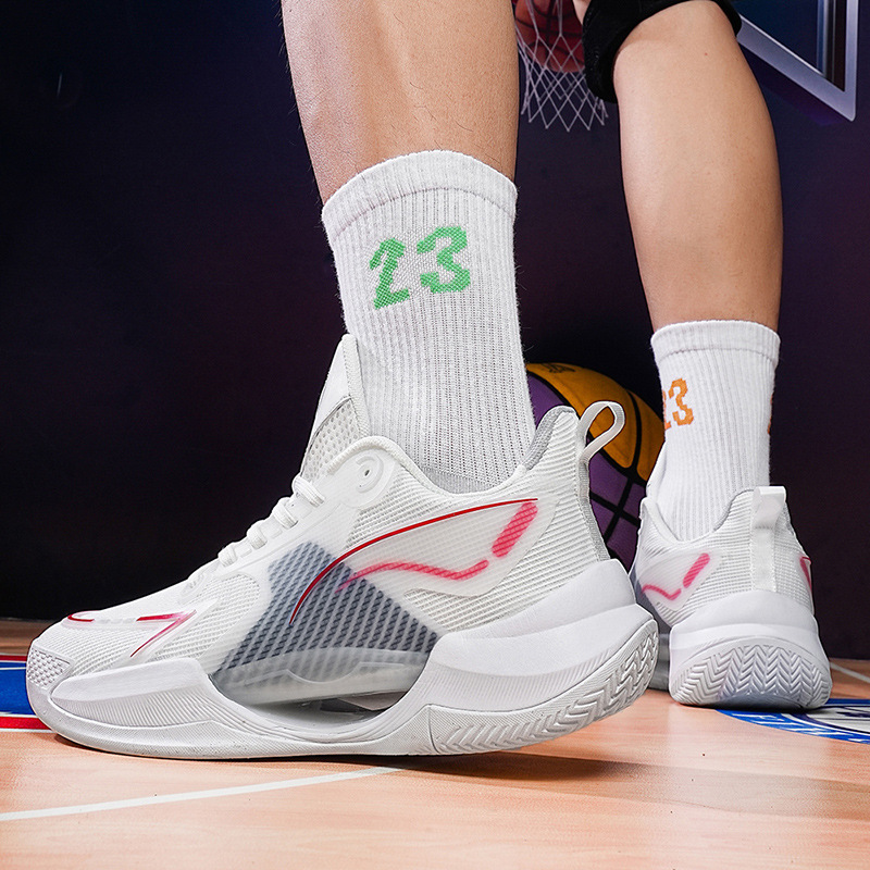 Breathable ultra light sports basketball shoes for leisure