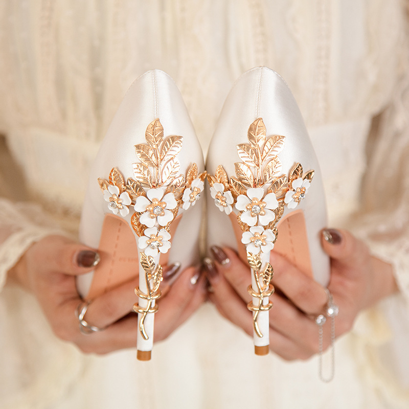 928-8 European and American Style Fashionable Accessible Luxury Sexy Women's Shoes Fashionable Flower Stiletto High Heels Wedding Shoes Pointed Toe Silks and Satins Flats