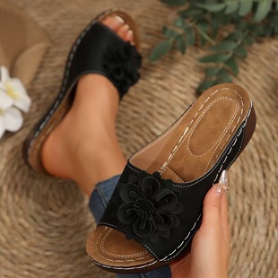 Foreign Trade plus size Women's Shoes 2025 Spring and Summer New Cross-border Wedge Thick Bottom Fish Mouth Slippers Outer Wear Slippers Flower Decoration