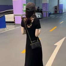 黑色短袖连衣裙女2025夏季新款镂空后背气质收腰显瘦中长款a字裙
