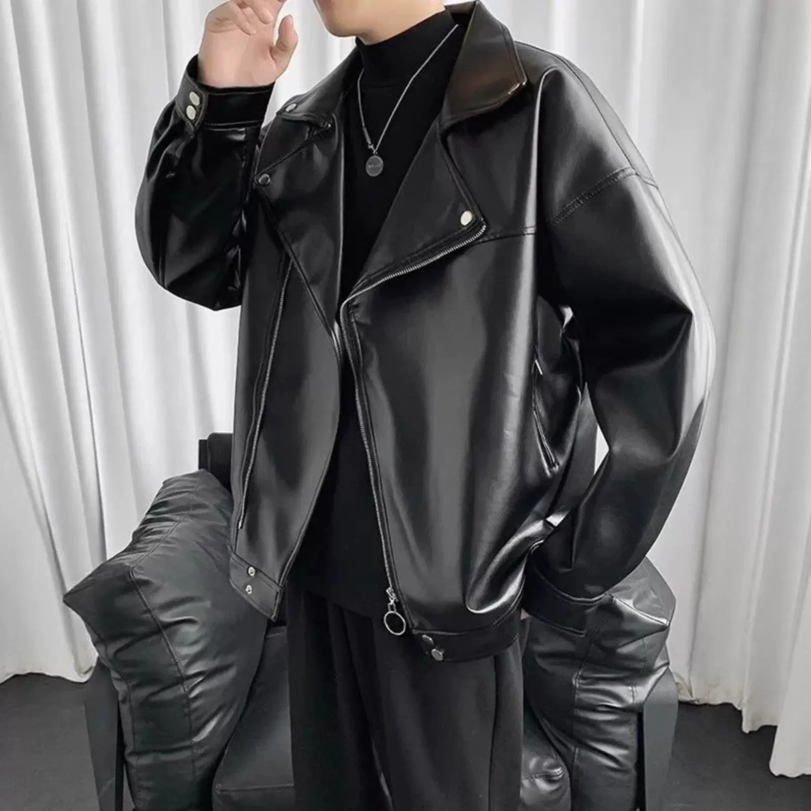 美式复古机车皮衣外套男秋季潮牌斜拉链大翻领短款飞行员皮夹克男