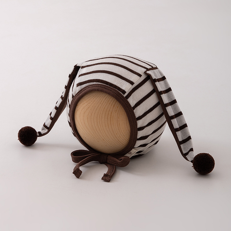 Bonitos sombreros de dibujos animados para bebés primavera y otoño delgada puerta de chimenea sombreros de neumáticos para hombres y mujeres bebés recién nacidos pequeños meses de edad sombreros
