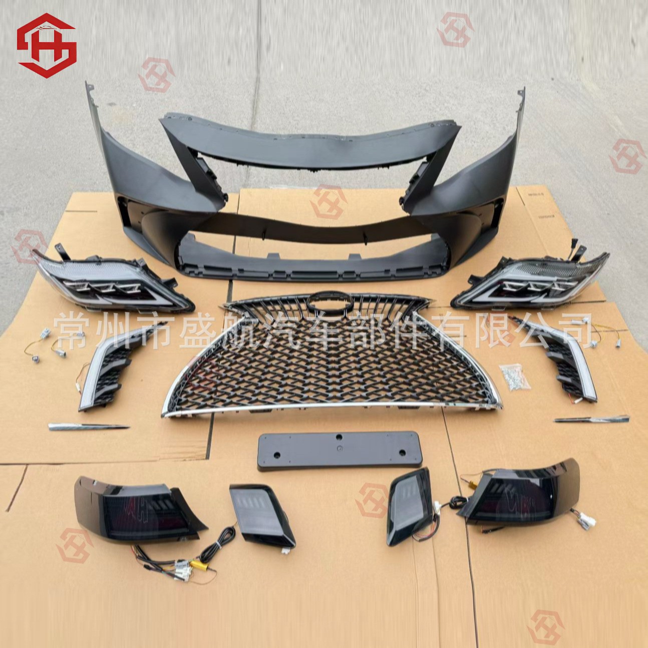 Suitable for the US version of Toyota Camry 2007-2011, modification kit includes front bumper, headlights and taillights