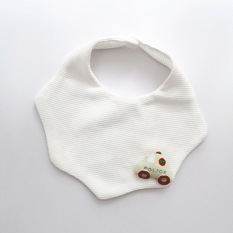 흰색 자동차 입체 턱받이