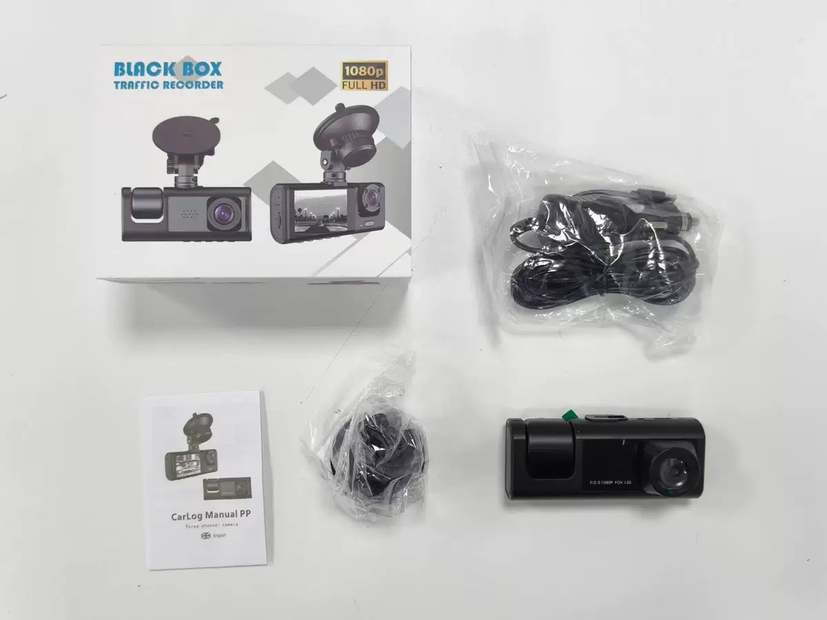 Cross-Border 3-Lens Video Driving Recorder, High-Definition 1080P, Simultaneous Recording of Front, Interior, and Rear of the Vehicle, Multi-Language Support