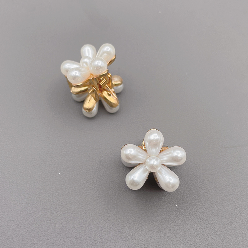 精巧なミニ花の小さいサイズのつかみは甘いです。|undefined