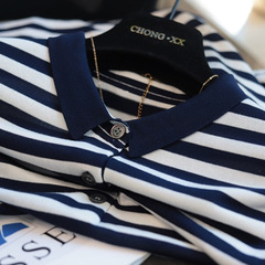 年齢を減らして色の青いストライプの天糸の绢糸の半袖のニットのtシャツの婦人服のpoloシャツの女性の夏の新型