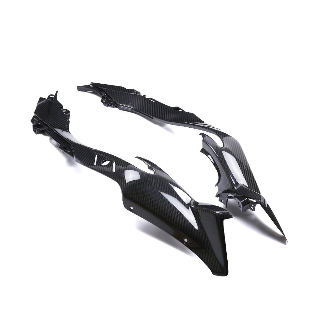 Suitable for CFMOTO spring wind 800NK rhinoceros + motorcycle modified carbon fiber shell parts car body rear seat side plate
