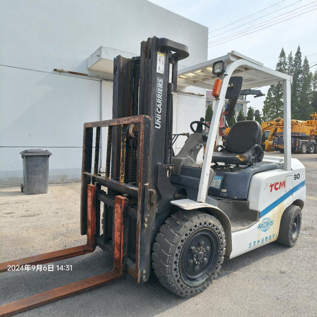 外贸出口日本TCM柴油叉车 三吨升高4.5米 配Nissan Isuzu发动机