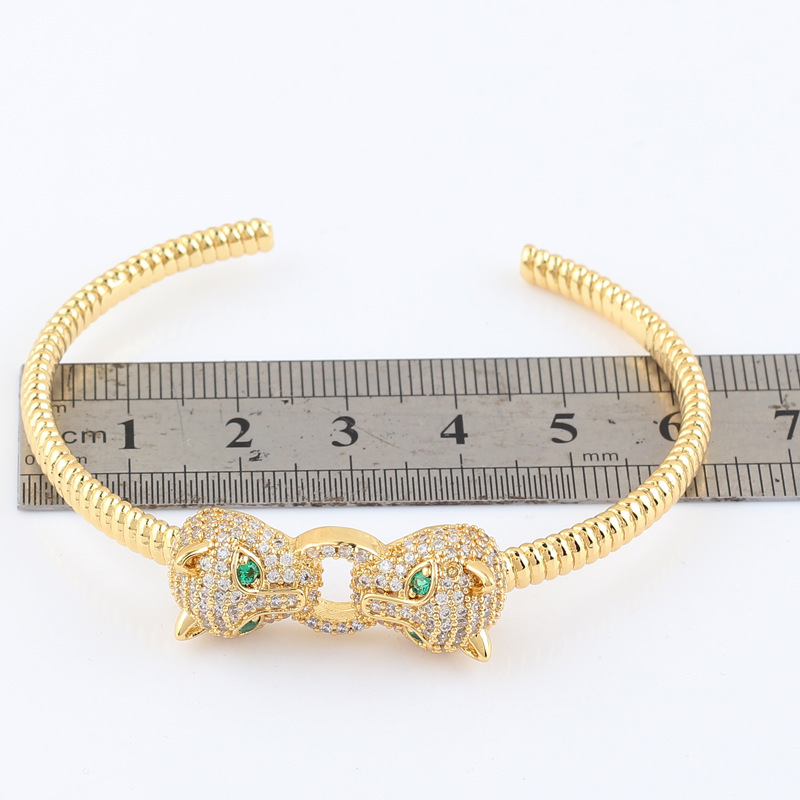 Retro Heart Shape Snake Copper Bangle Inlay Zircon Copper Bracelets