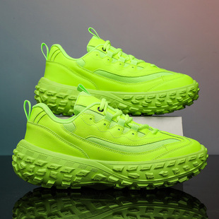 �ɹ�G͸�⳱���ϵ�Ь����������\�����eЬ����r��݆̥�����Ь