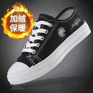 һ�����l���ļ�����ЬŮ�W�����m���eƽ�װ�ЬС�r��ϵ����׆�Ь