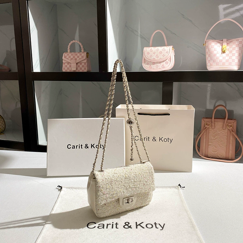 Ст fashionable летняя связанная сумка, стиль Chanel, сумка на цепочке