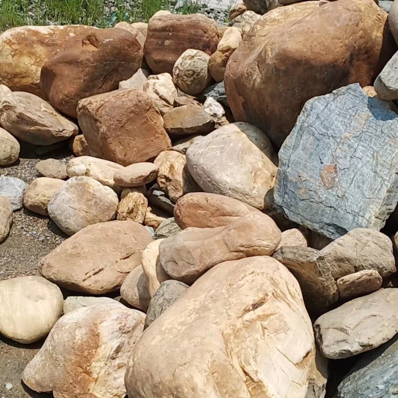 黄蜡石鹅卵石景观石驳岸石头草坪石头刻字石黄石头假山石置景石头