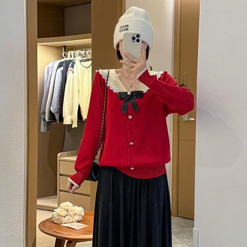 大码女装秋冬新款2025年宽松V领针织打底衫胖mm蝴蝶结毛衣上衣潮