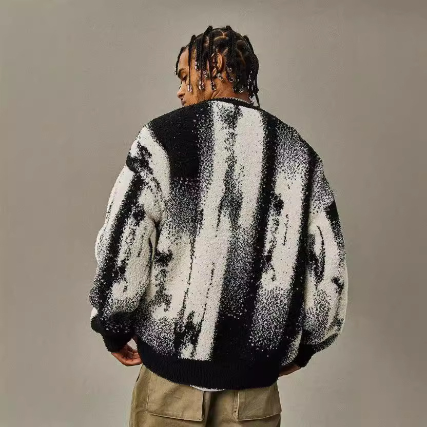 Men's Clothing color matching loose sweater autumn and winter new long sleeved knitted sweater round neck top_voghion.com