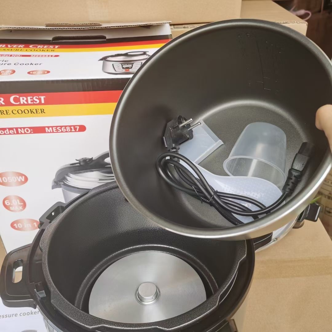 Electric Pressure Cooker Image 2