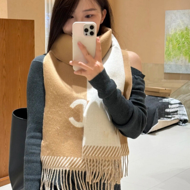 双面提花羊绒围巾女超温柔双C小香羊毛拼色披肩保暖长款围脖秋冬|undefined
