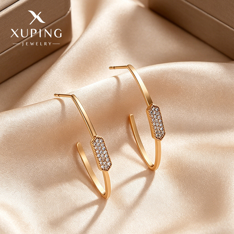 Pendientes de Aleación con Forma de V Estilo Ruso de Xuping Jewelry para Mujer, Pendientes de Botón de Moda para Exportación, Sensación de Alta Gama y Nicho
