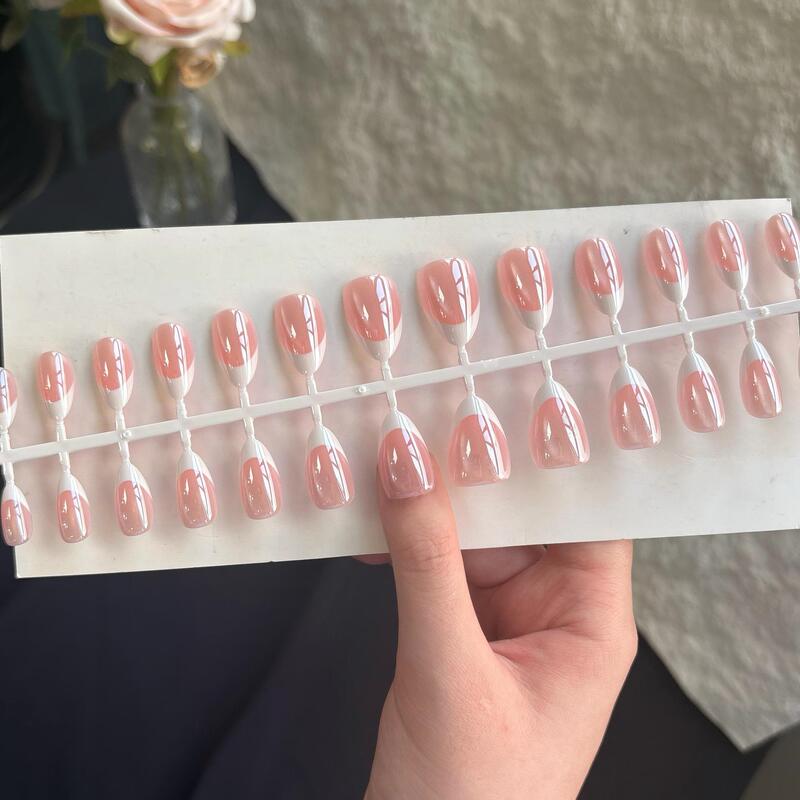 European and American cross-border foreign trade double-layer injection pink-white French cat-eye electroplated gel soft nails 30 short almond Amazon TK European and American cross-border foreign trade double-layer injection pink-white French cat-eye electroplated gel soft nails 30 short almond Amazon TK