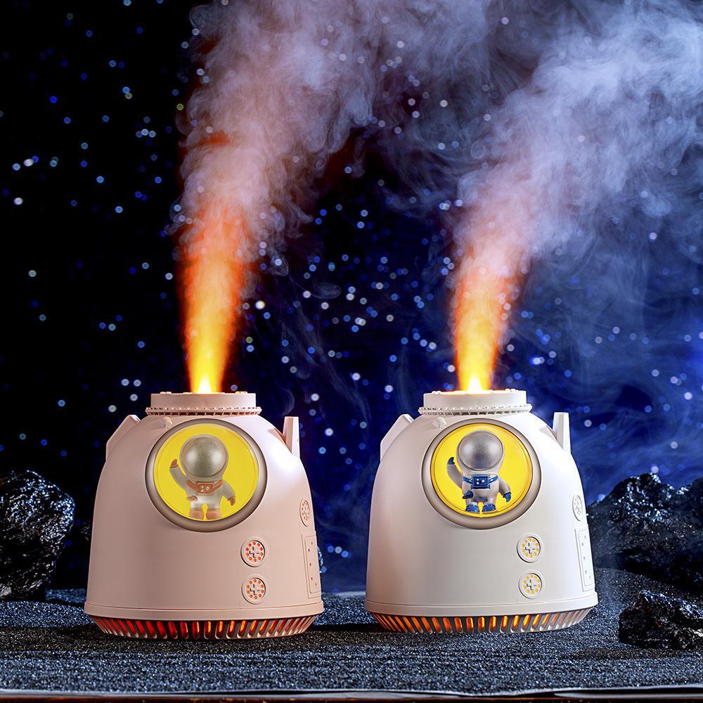 creative-mini-hydrating-car-office-foggy-spaceman-humidifier