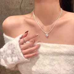 二重の線引きの愛のペンダントのネックレスの女性の高級感の軽さの小さい衆の首の鎖は精巧に鎖の鎖の毛の鎖に似合います。