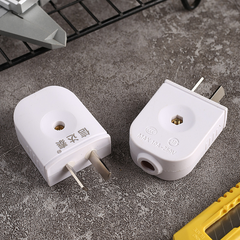 Xindatai pure copper two-pole rotating plug white one-piece thick copper two-plug two flat power plug