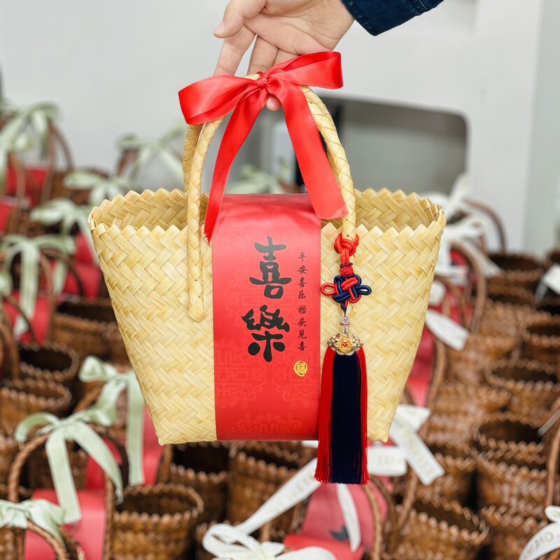 新しい中国風のウェディングギフト包装コンパニオンギフトバッグ新築祝い満月中秋節ギフトボックス織ハッピーイベントバスケット|undefined
