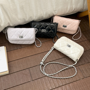 С����Ů2026�¿�߼��аٴ����С���L��朗l���μ�б��