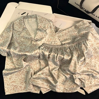 夏季新款轻奢睡衣女豹纹冰丝时尚小众翻领短袖家居服三件套可外穿