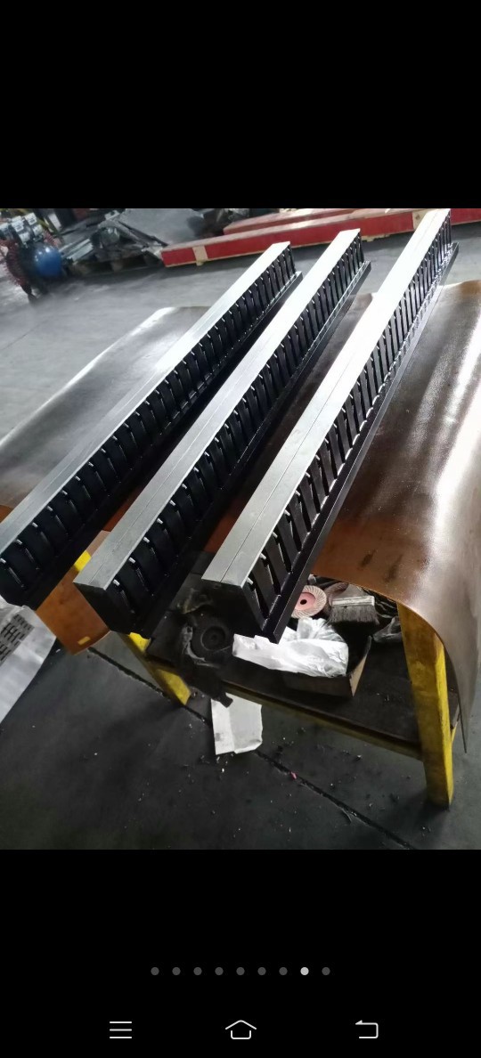 折弯机模具，亚威，扬力，金方圆，高精度构件