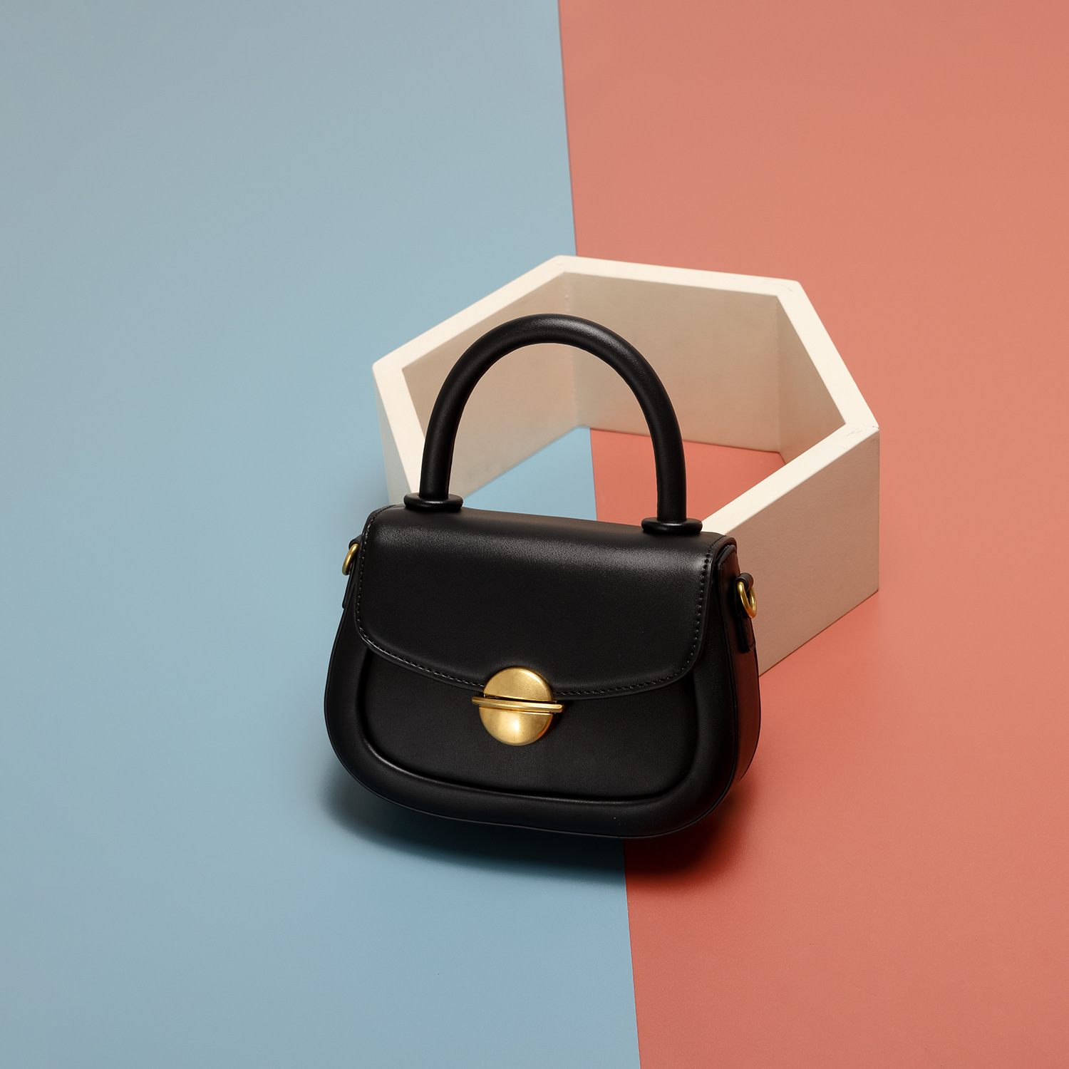 Flip Cover Closure Type Top Handle Strap Type Women's Small All Seasons Pu Leather Elegant Classic Style Handbag