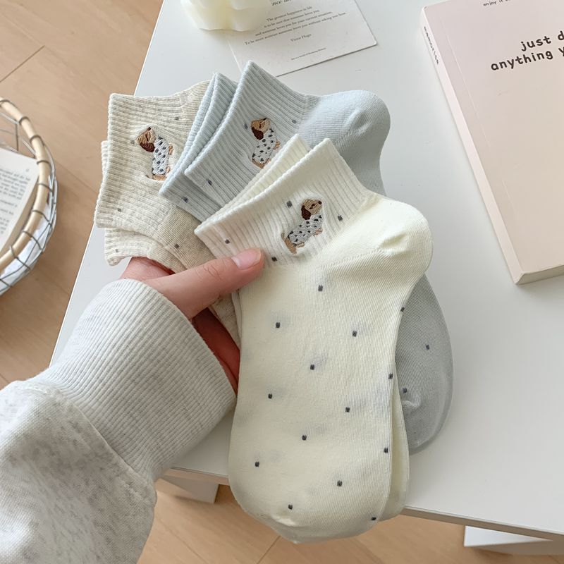 2026 Spring/Summer Solid Color Cute Socks Korean Style Embroidered Cotton Breathable Sweat-Absorbing Short Socks for Women Versatile College Style 2026 Spring/Summer Solid Color Cute Socks Korean Style Embroidered Cotton Breathable Sweat-Absorbing Short Socks for Women Versatile College Style