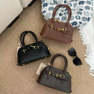 Fashionable retro handheld small capacious one-shoulder bag, city style