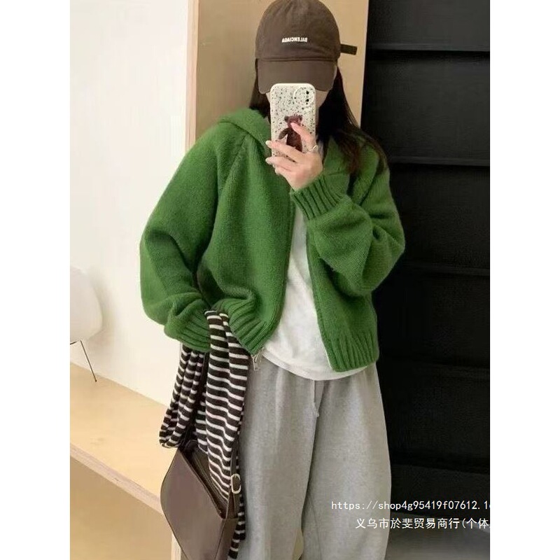 Forest green, fresh and casual, slimming knitted cardigan, new vintage soft and elegant niche hooded zip-up sweater