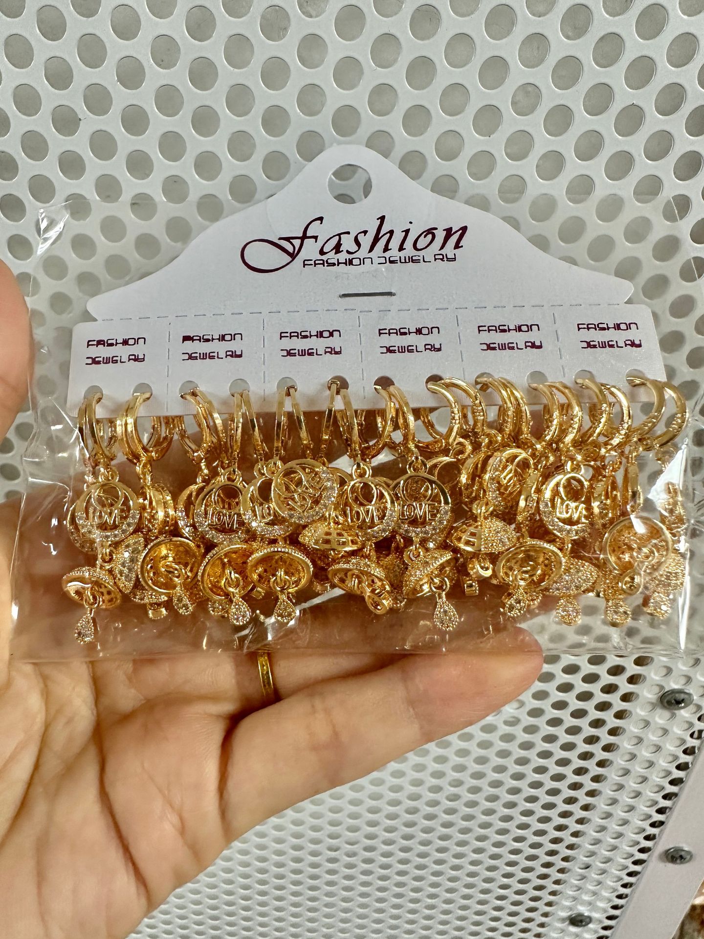 Moda transfronteriza cobre chapado en oro borlas con incrustaciones de circón pendientes joyería estrella en forma de corazón mariposa oreja joyería al por mayor