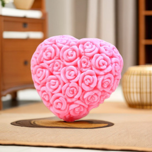 Handmade soap Valentine's Day love rose cute gift pure natural genuine goods Bath cartoon fruit children's soap