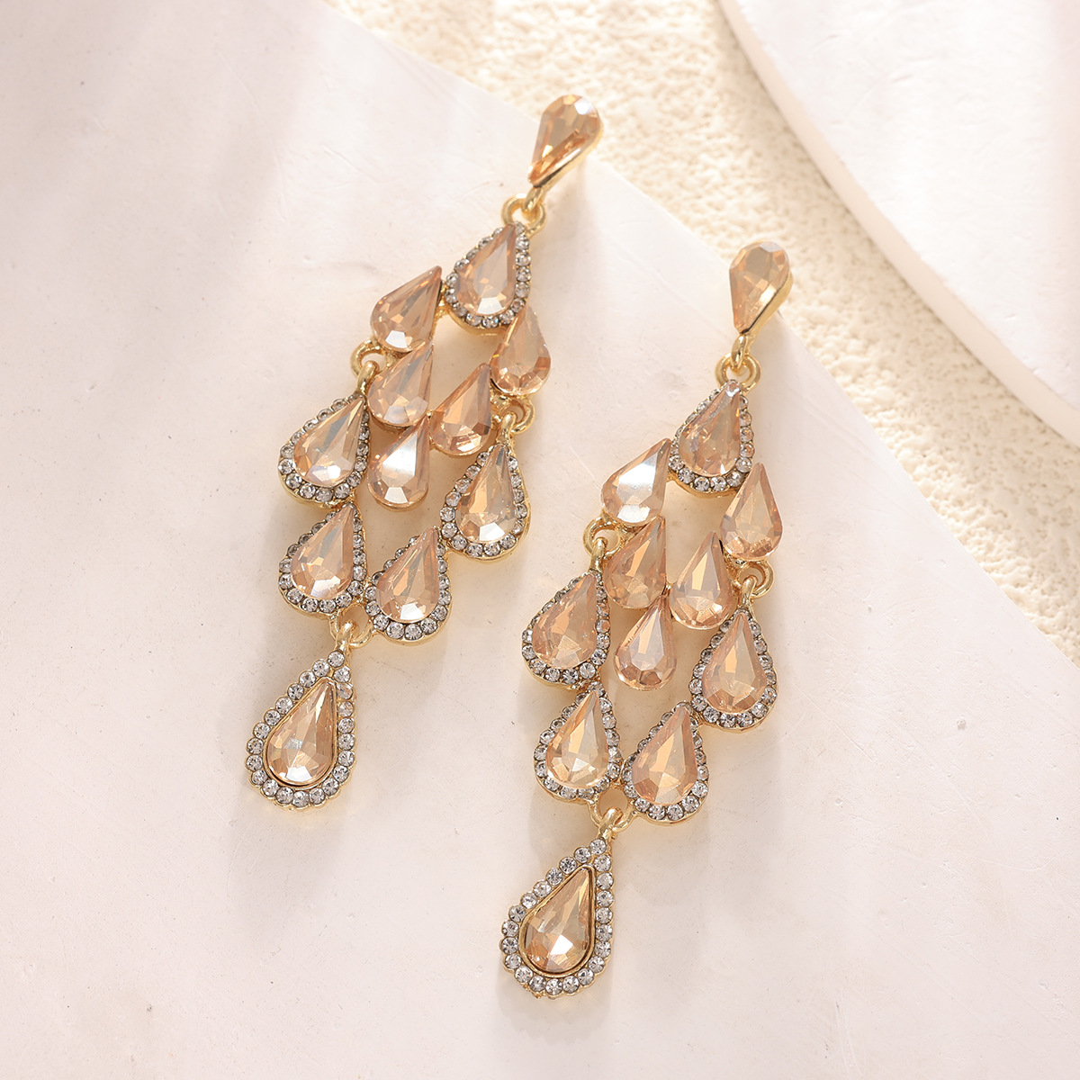 30g Weight Alloy Ear Needle Material Rhinestones Inlay Material Drop Earrings Classification 1 Pair Quantity Holiday, Daily Occasion Alloy Material Rhombus Pattern Spring&Summer Season Women's Gender Inlay Design Vacation, Classic Style Style 1 Pair Vacation Classic Style Rhombus Inlay Alloy Rhinestones Drop Earrings 11