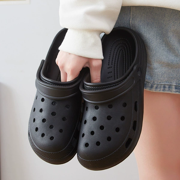 Black-Pure Color Hole Shoes