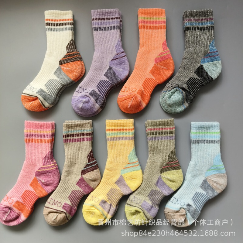 New Merino Wool Socks Towel Casual Thickened Warm Women's Mountaineering Skiing Outdoor Hiking Mid-Tube Socks