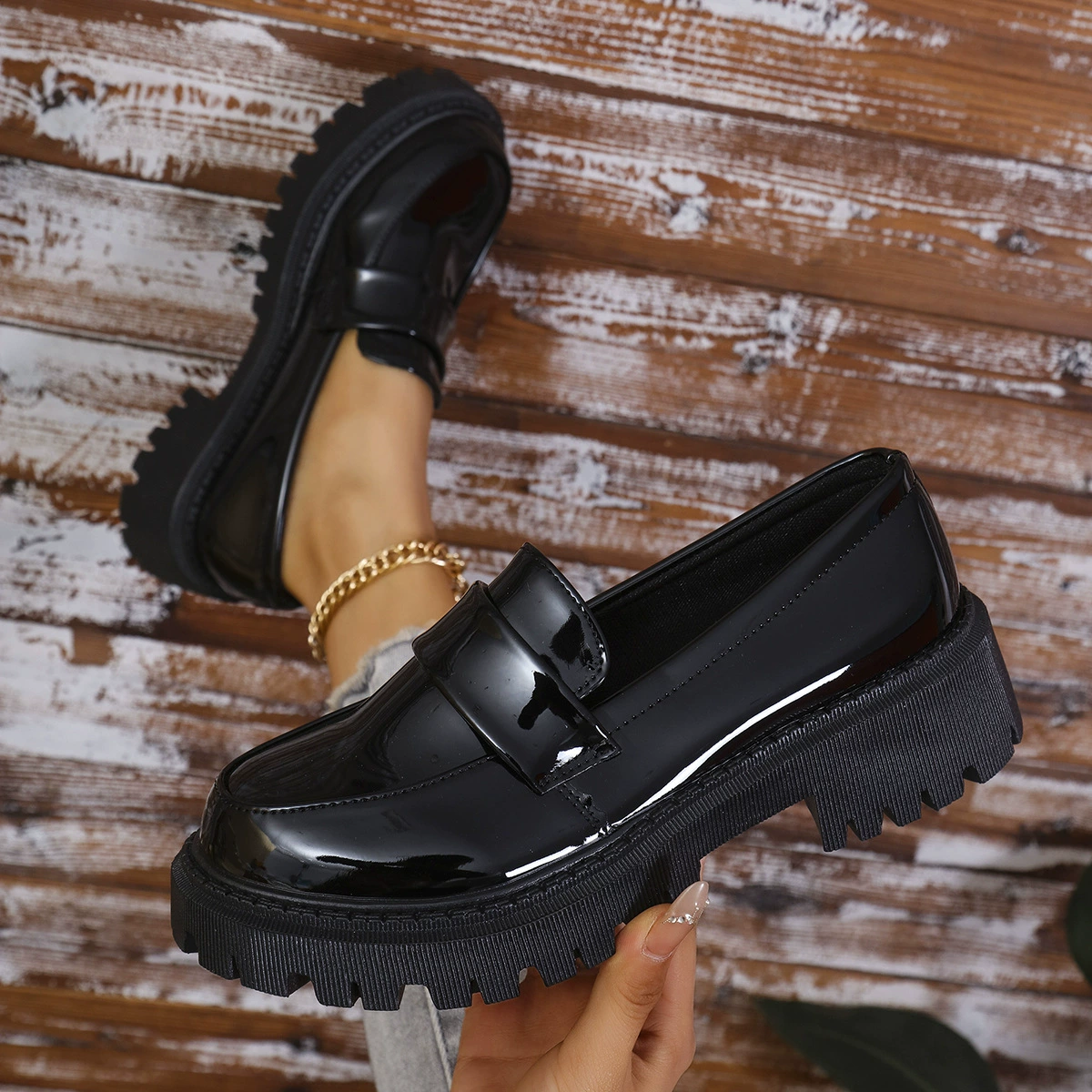 Footwear for leather shoes English style, fashionable loafers platform, plus size, Amazon, British style