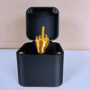 Cross-border Middle Finger Surprise Gift Box spoof middle finger surprise gift box